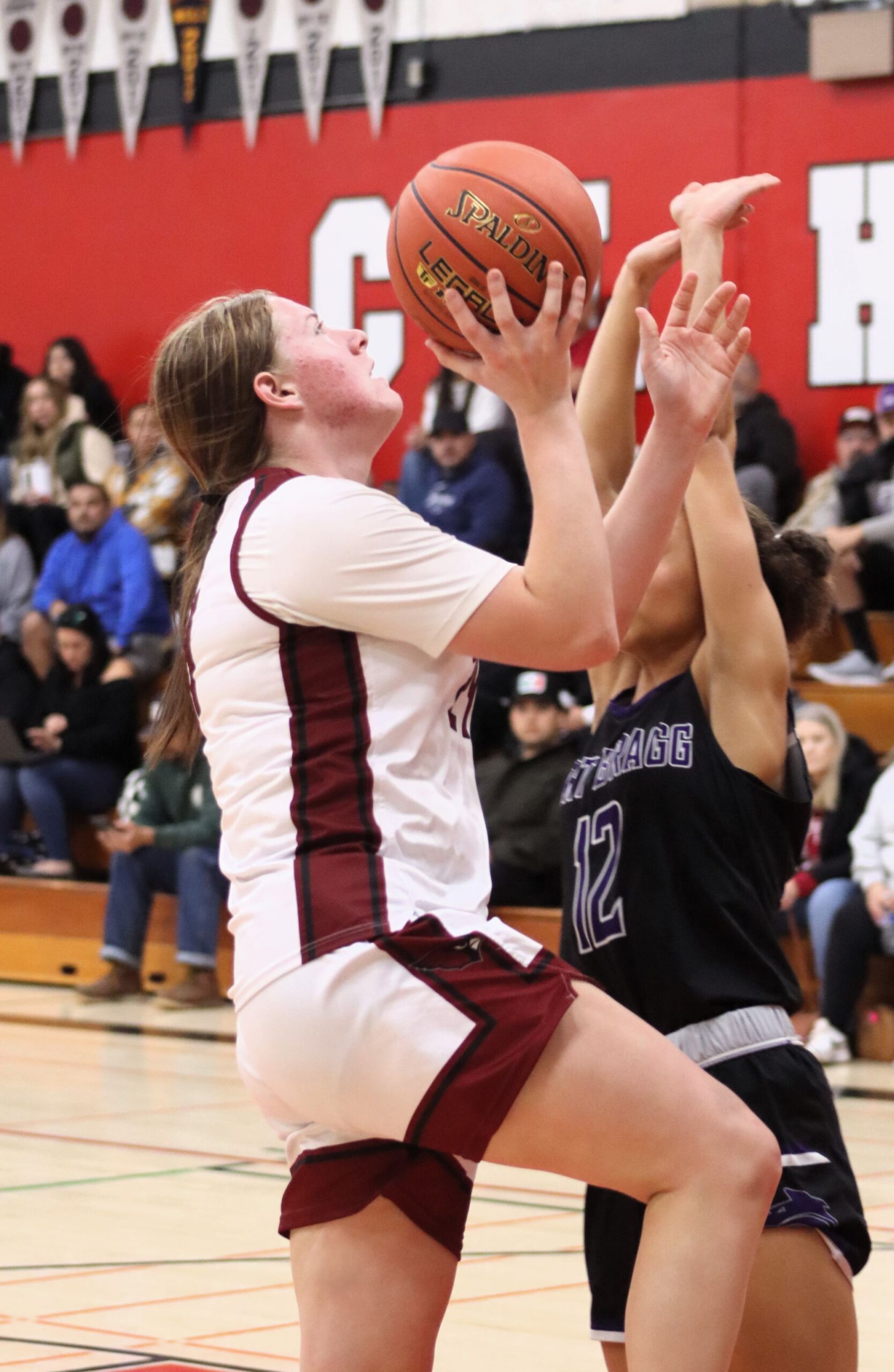 Lady Mustangs, Knights roll to league wins post thumbnail image