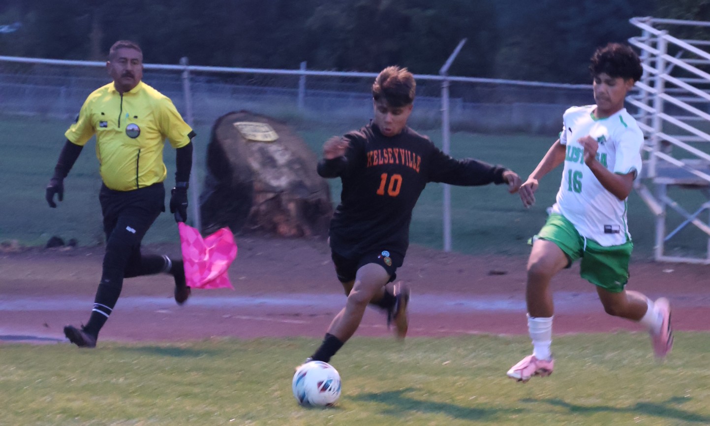 Carrillo, Cacho power Knights in 4-0 win post thumbnail image
