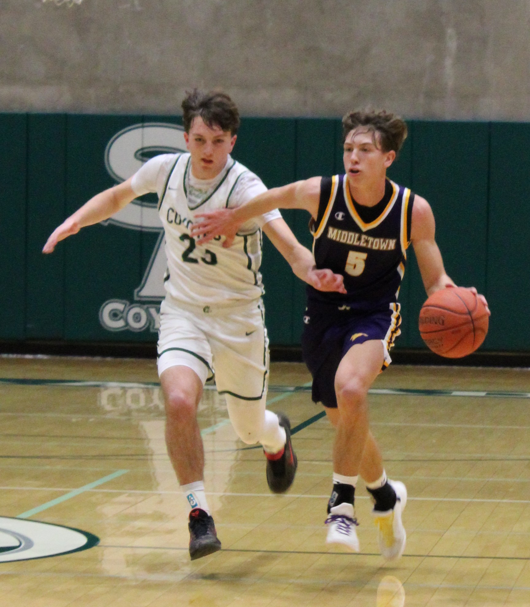 M’town boys fall to No. 1 seed in quarterfinals post thumbnail image