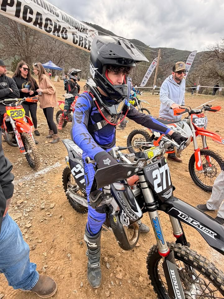 Wallace overcomes injury, finishes first post thumbnail image