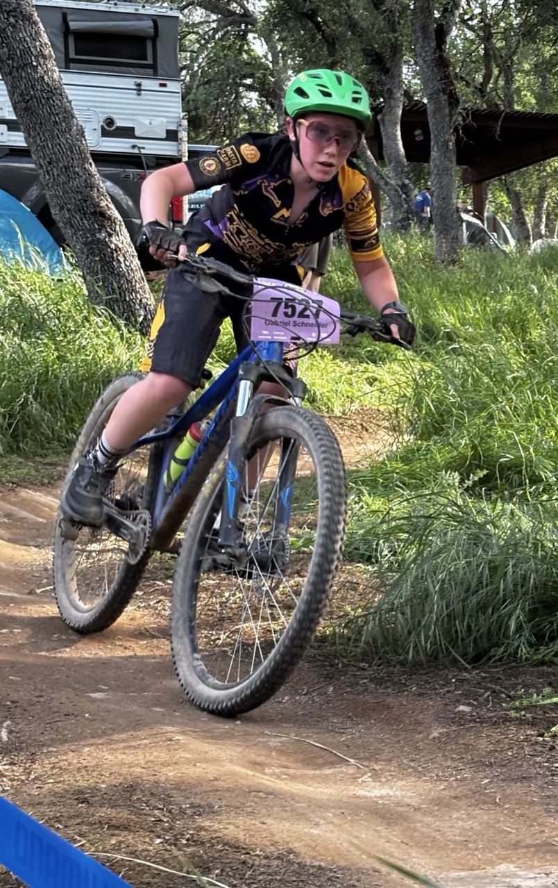 Mountain bike team competes at Exchequer post thumbnail image