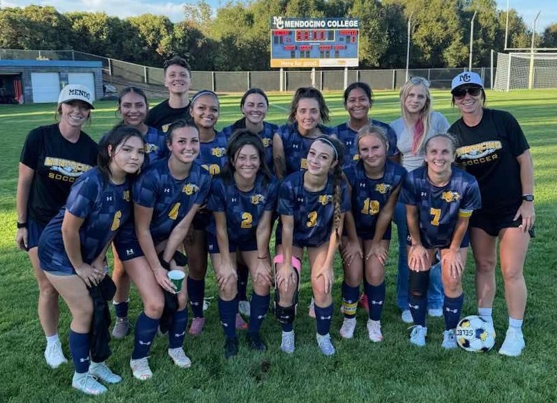 Mendo Eagles win 1-0 in women’s soccer post thumbnail image