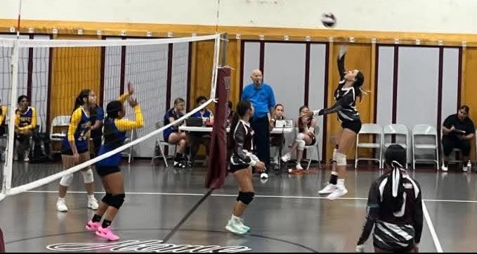 Upper Lake A, M’town B teams go to 4-0 post thumbnail image